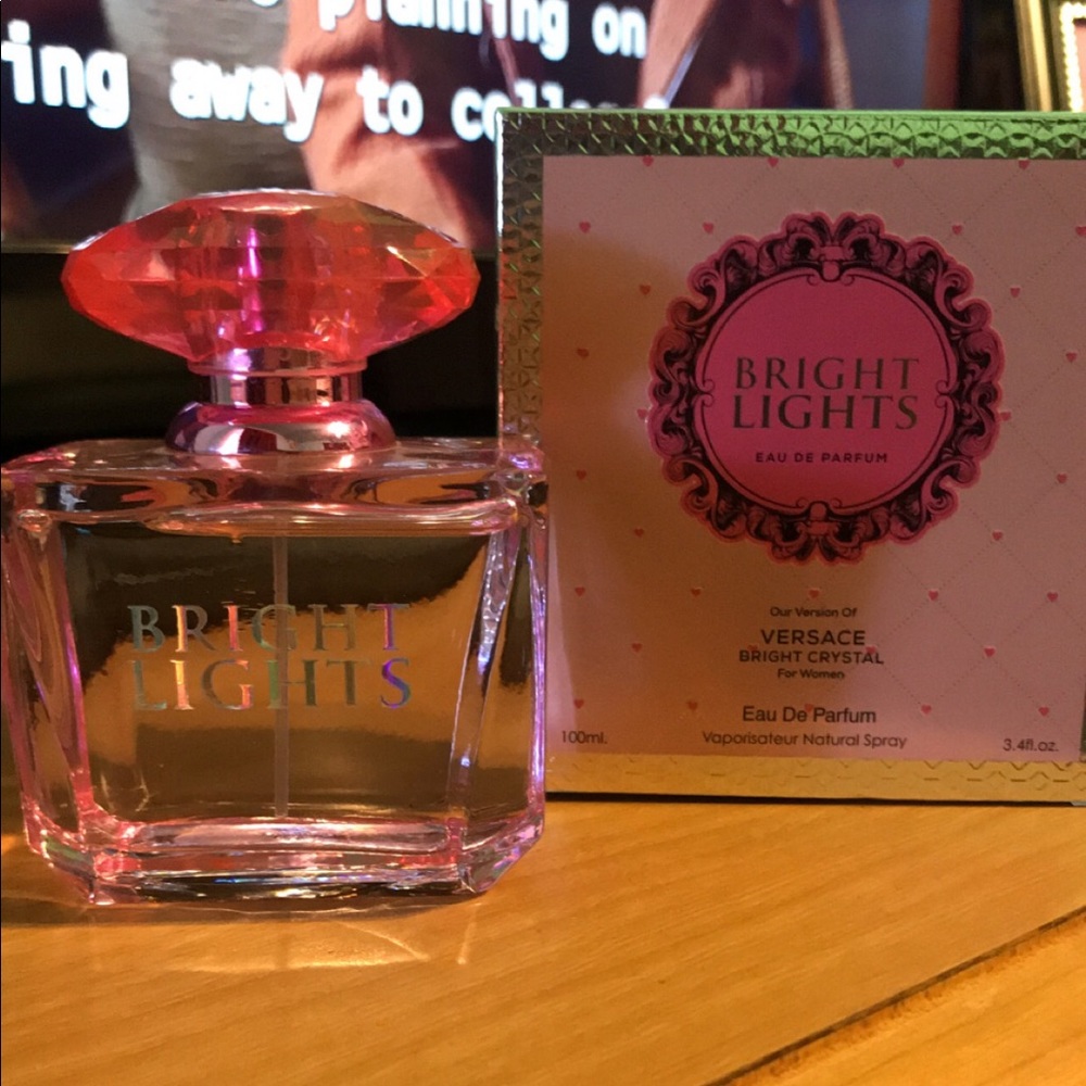 Bright Lights, version of Versace Perfume.